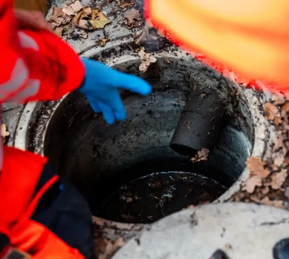 Cleaning the drain: an important task in outdoor areas